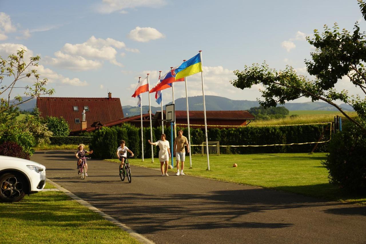 Villapark Vlasky Bešeňová Extérieur photo